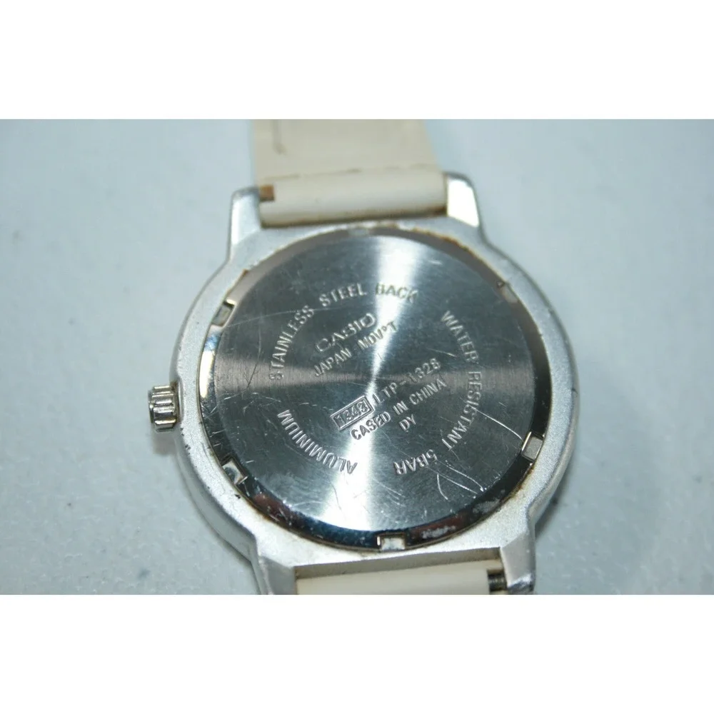 Casio Women's Analog White Glitter Dial Sport Wrist Watch‎ LTP-1328